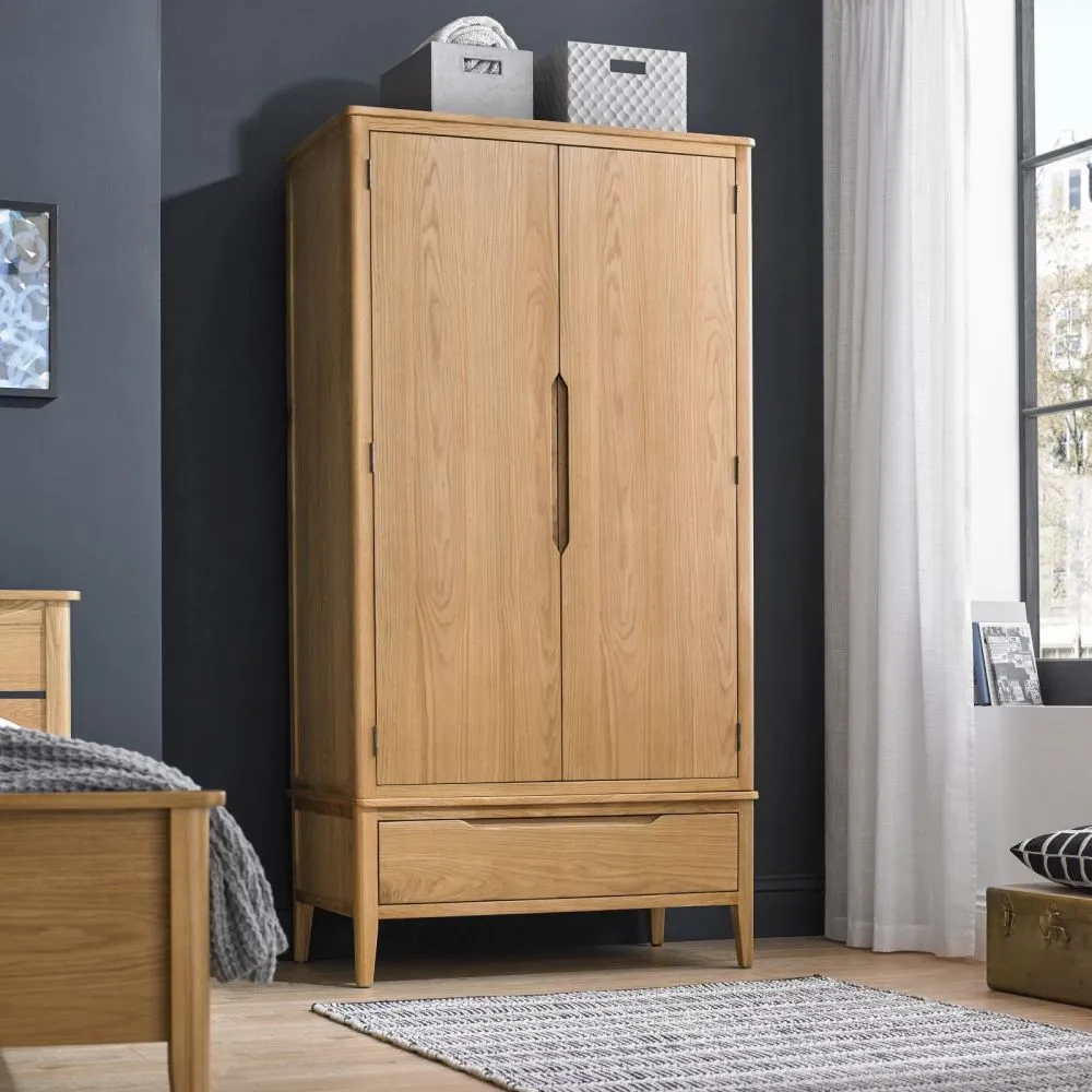 Oak Wardrobe Double Door - 1 Drawer